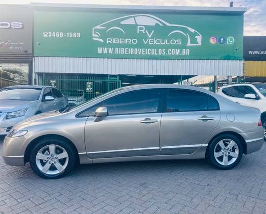 HONDA CIVIC 1.8 LXS 16V GASOLINA 4P MANUAL